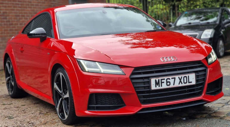 AUDI TT