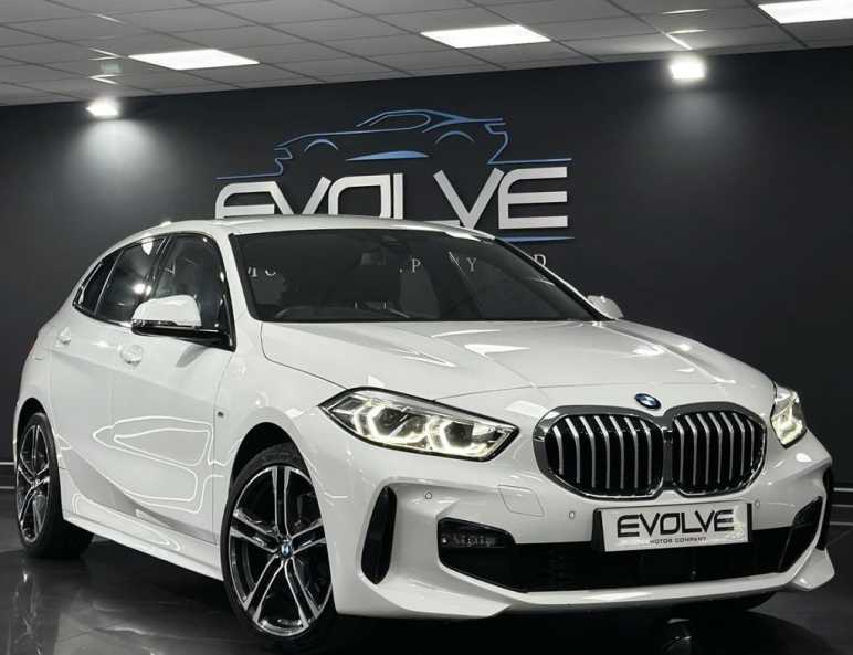 BMW 1 SERIES