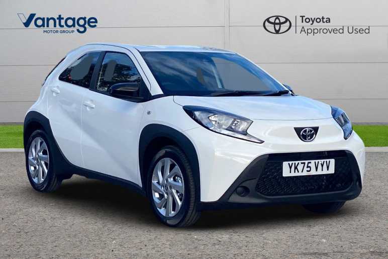 TOYOTA AYGO X