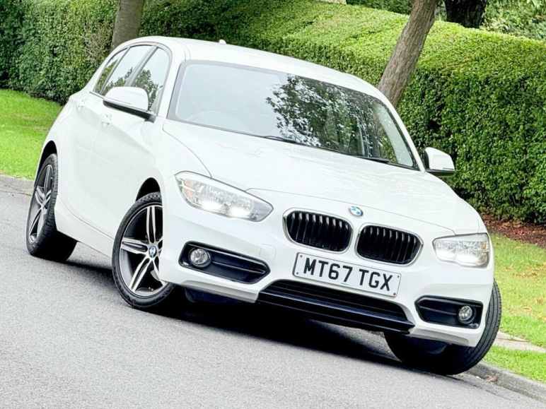 BMW 1 SERIES