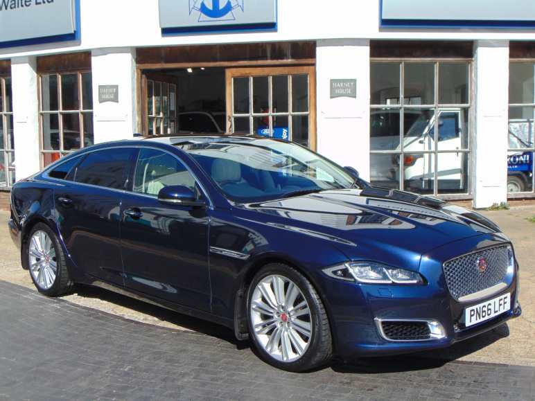 JAGUAR XJ