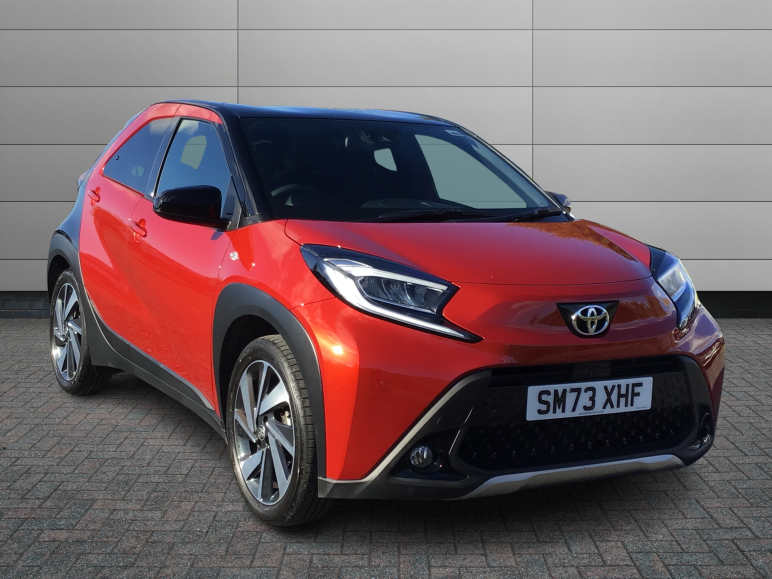 TOYOTA AYGO X