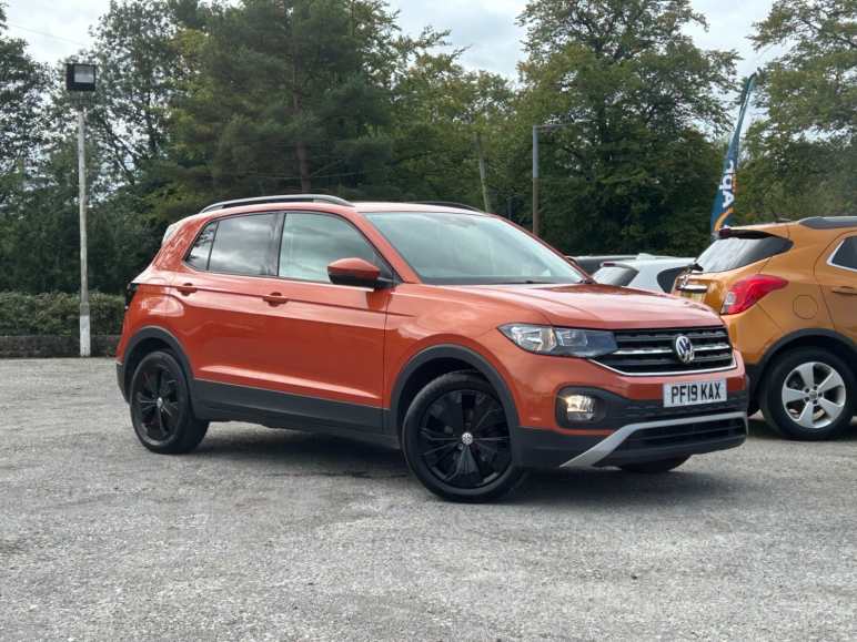 VOLKSWAGEN T-CROSS