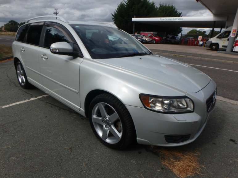 Volvo V50
