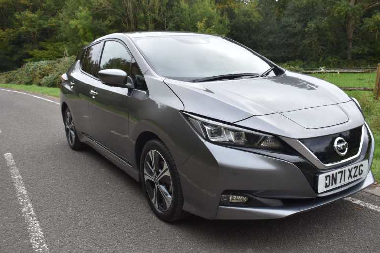 NISSAN LEAF