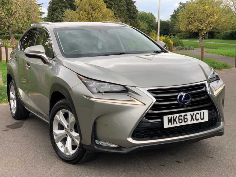 LEXUS NX