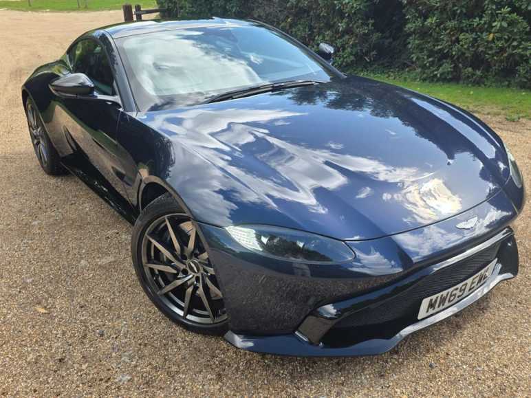 Aston Martin Vantage