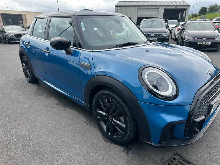 Mini Hatchback