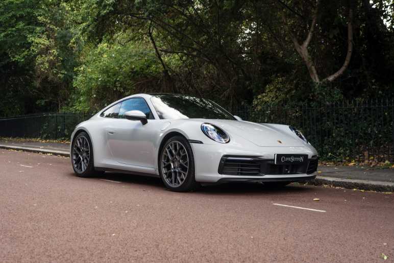 PORSCHE 911