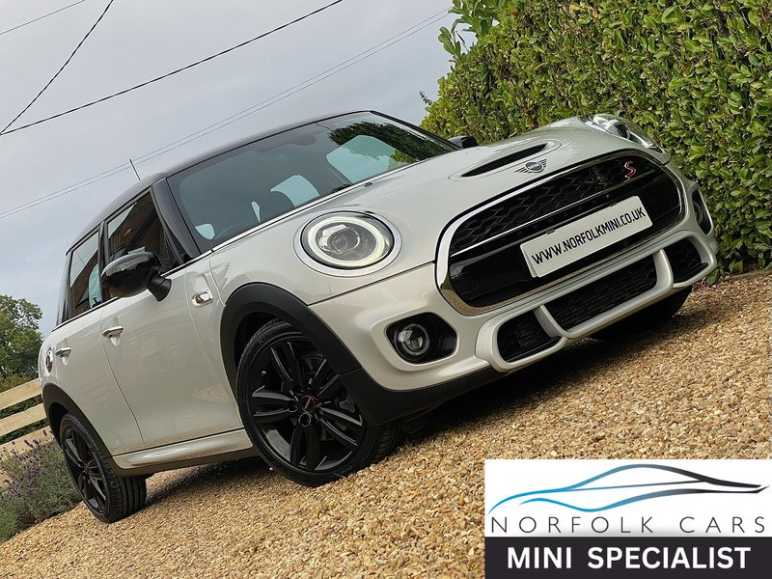 Mini Hatchback