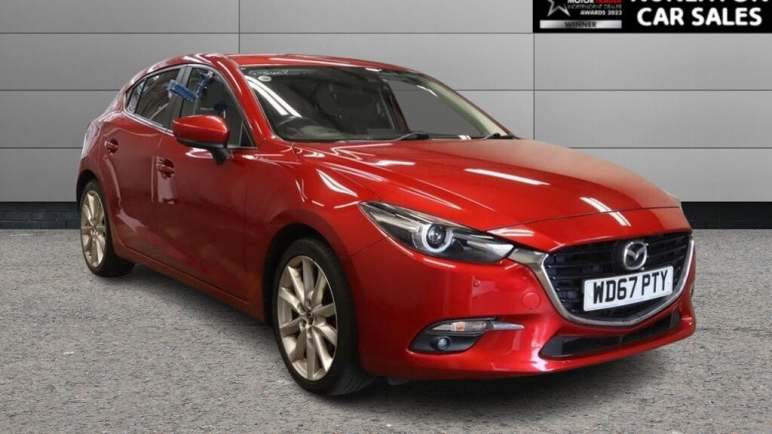 MAZDA 3