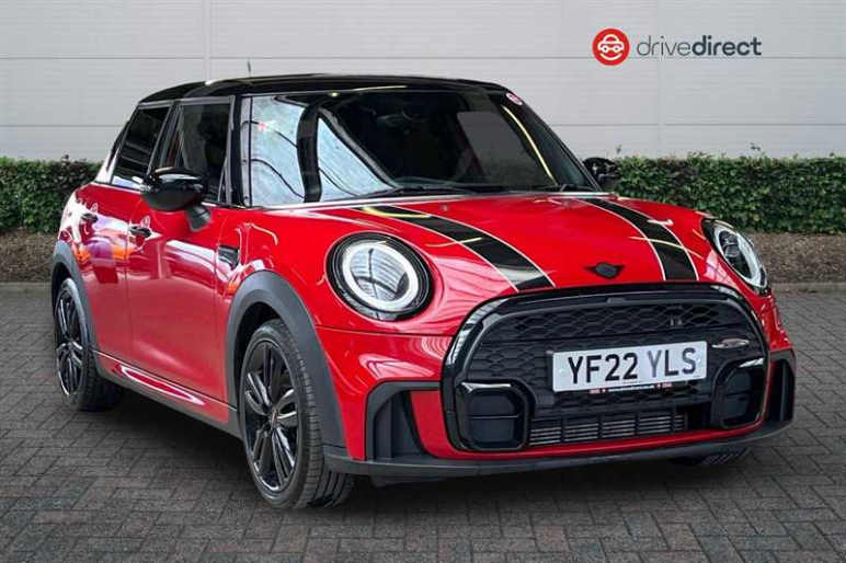 MINI HATCHBACK