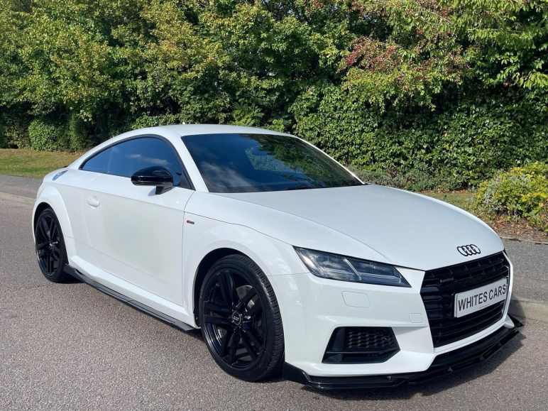 AUDI TT