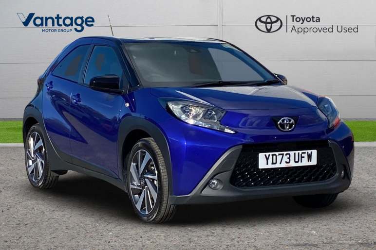 TOYOTA AYGO X
