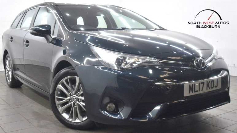 TOYOTA AVENSIS