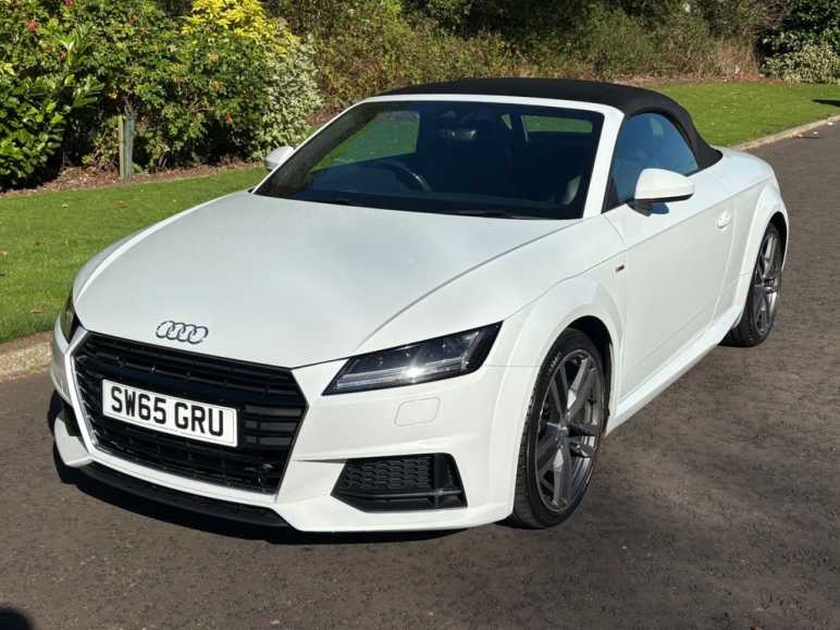 AUDI TT