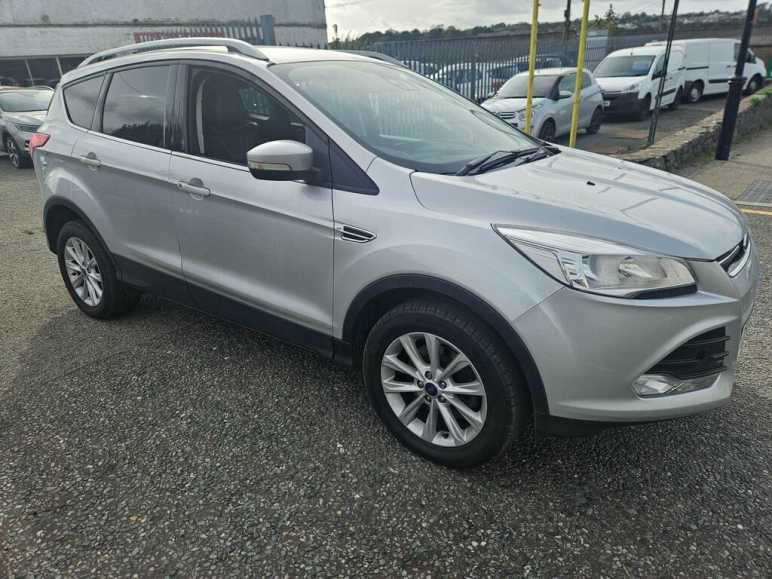 FORD KUGA