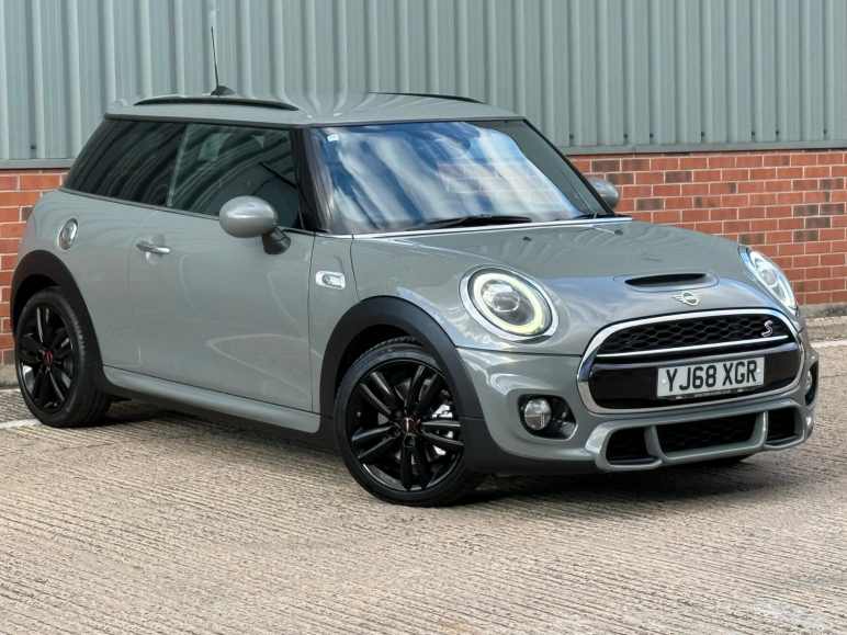 Mini Hatchback