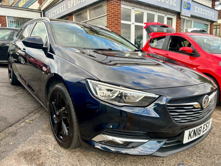 VAUXHALL INSIGNIA