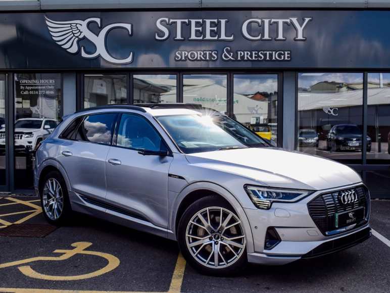 AUDI E-TRON