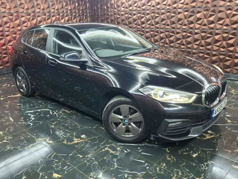 BMW 1 SERIES