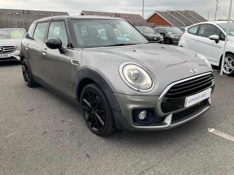 MINI CLUBMAN