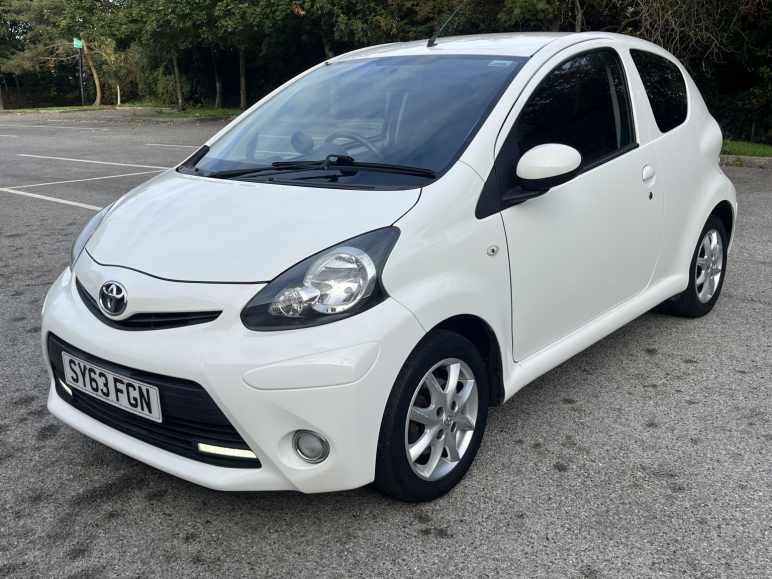 TOYOTA AYGO