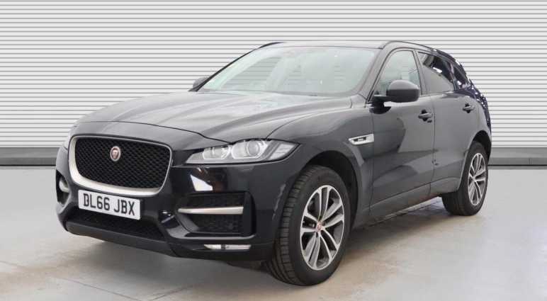 JAGUAR F-PACE