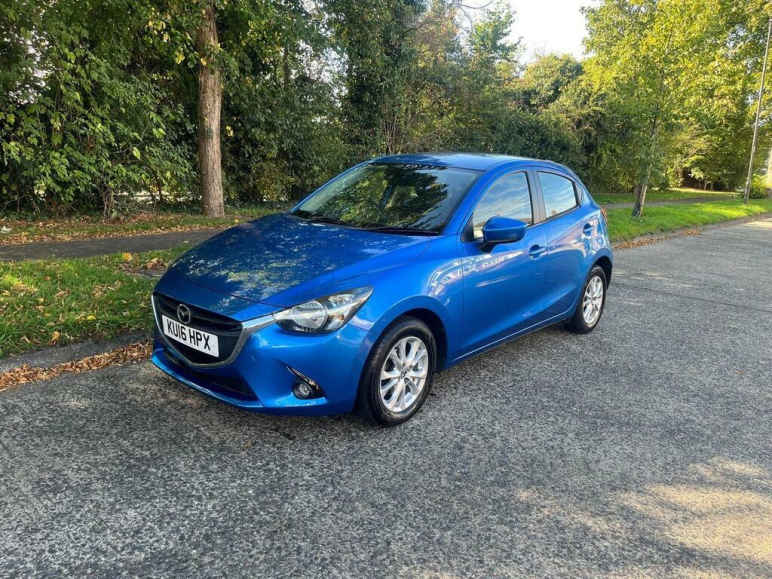 MAZDA 2