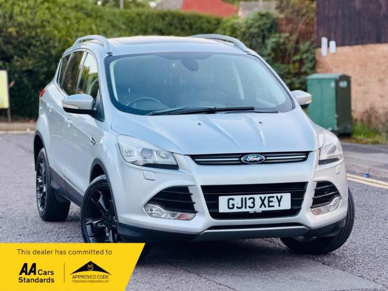 FORD KUGA