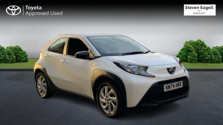 TOYOTA AYGO X