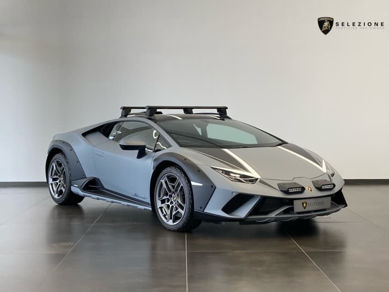LAMBORGHINI HURACAN