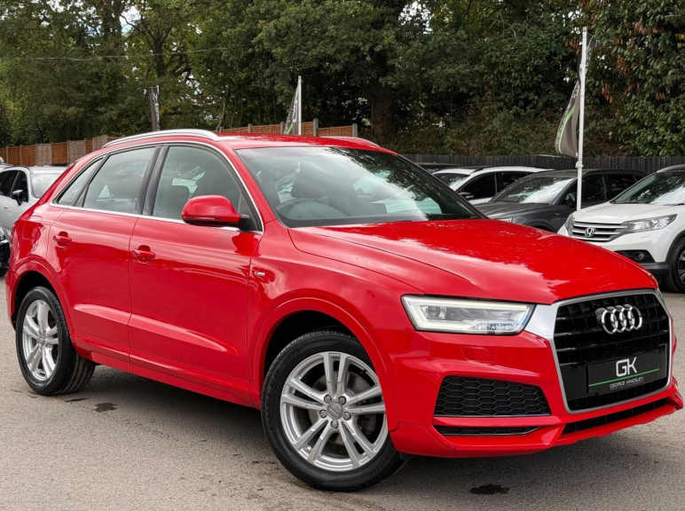AUDI Q3