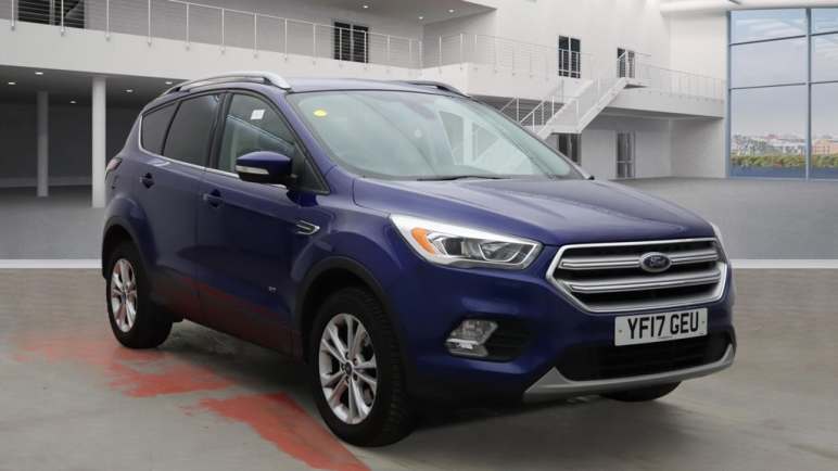 FORD KUGA