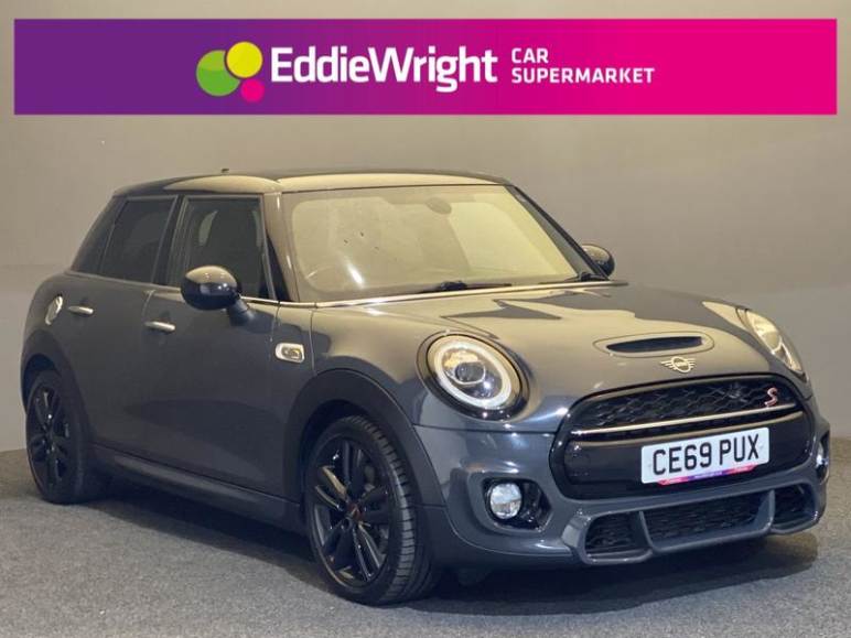 MINI HATCHBACK