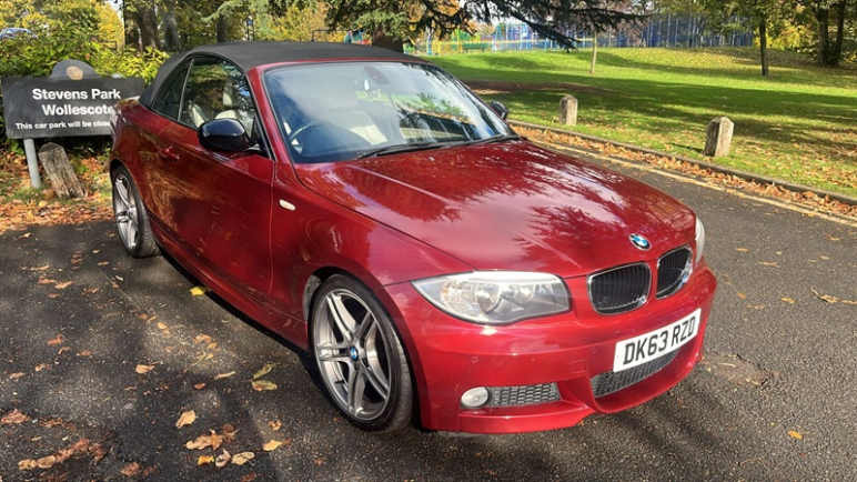BMW 1 SERIES
