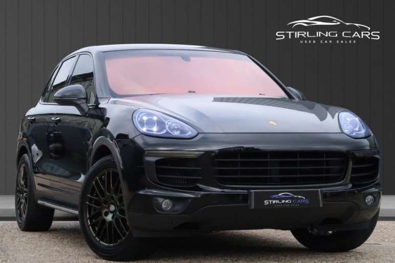 PORSCHE CAYENNE