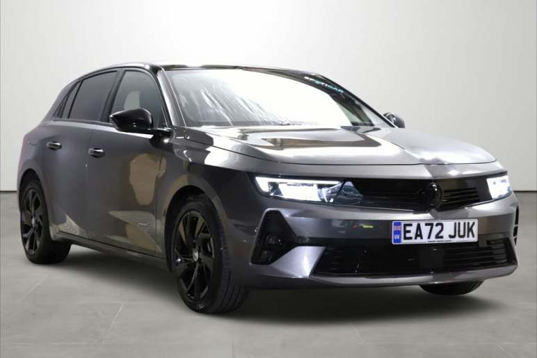 VAUXHALL ASTRA