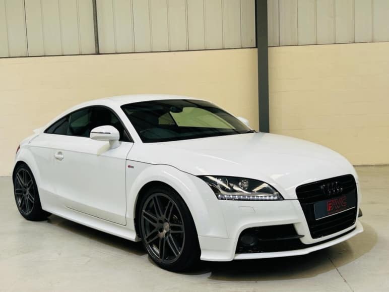 AUDI TT