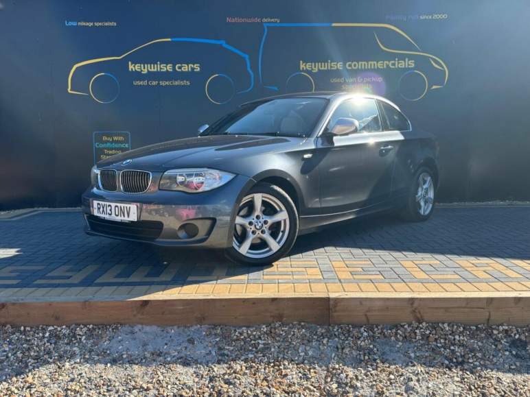 BMW 1 SERIES
