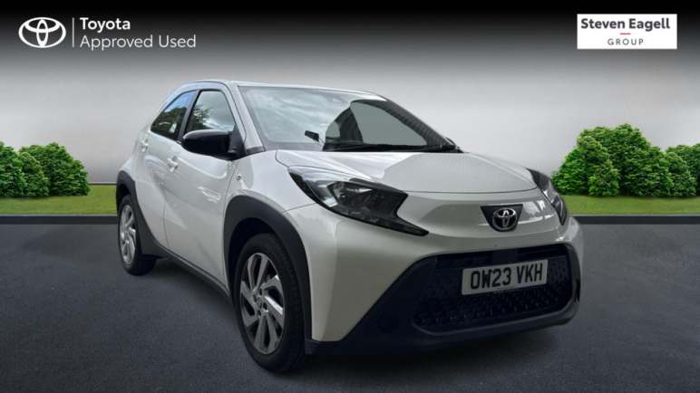 TOYOTA AYGO X