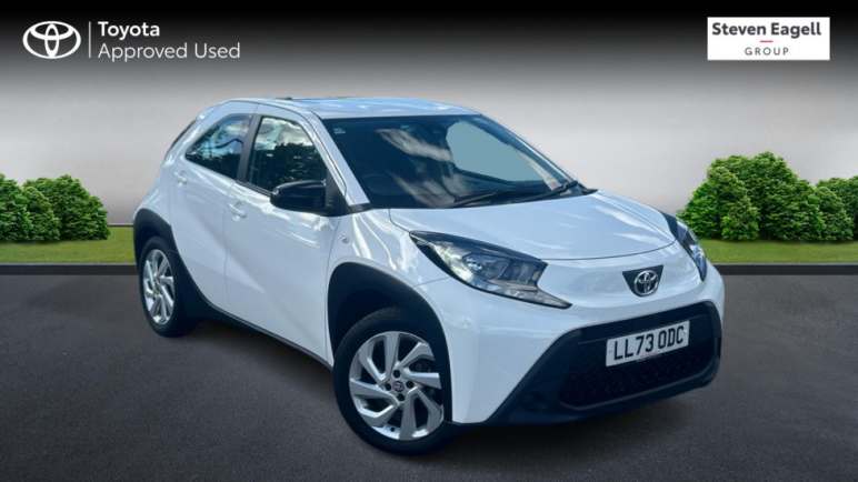 TOYOTA AYGO X