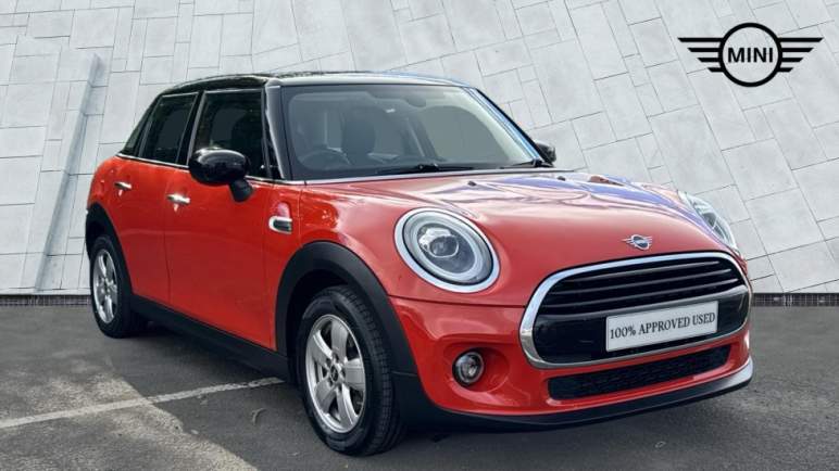 MINI HATCHBACK
