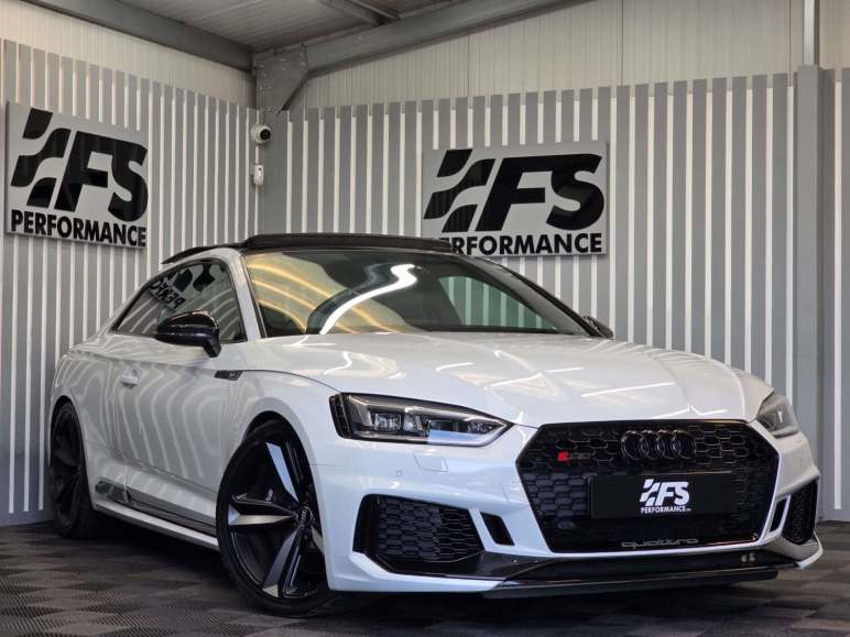 AUDI RS5