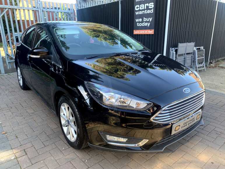 FORD FOCUS