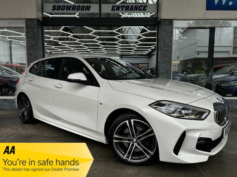 BMW 1 SERIES