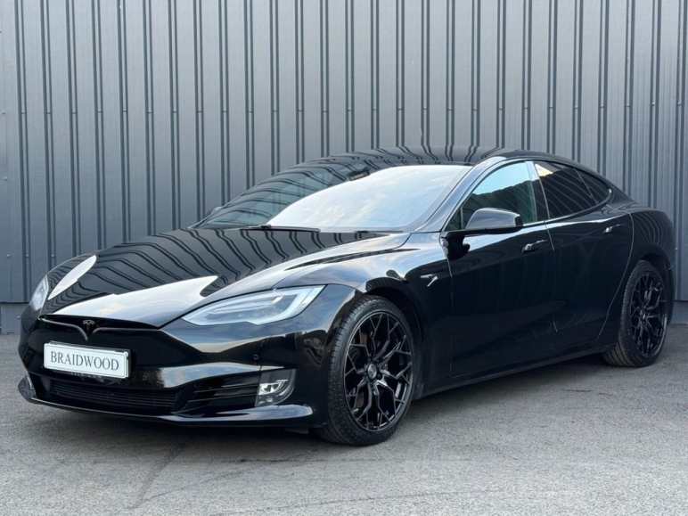 TESLA MODEL S