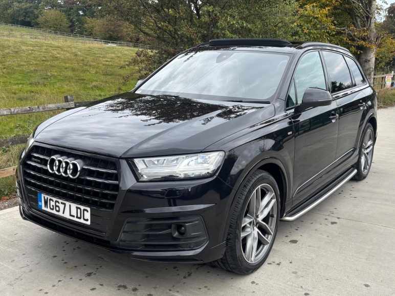 AUDI Q7