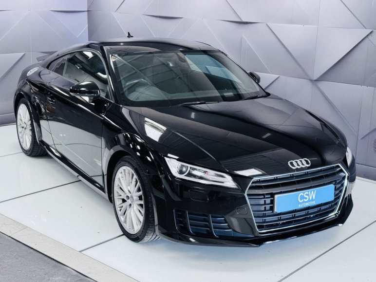 AUDI TT