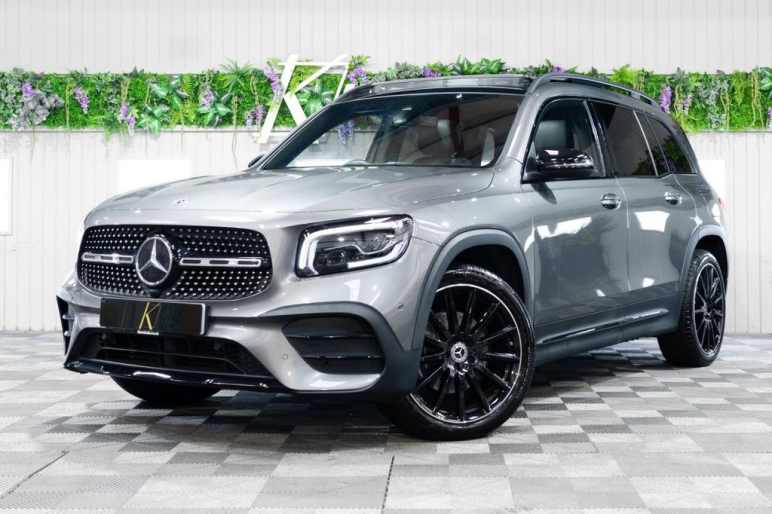 MERCEDES-BENZ GLB
